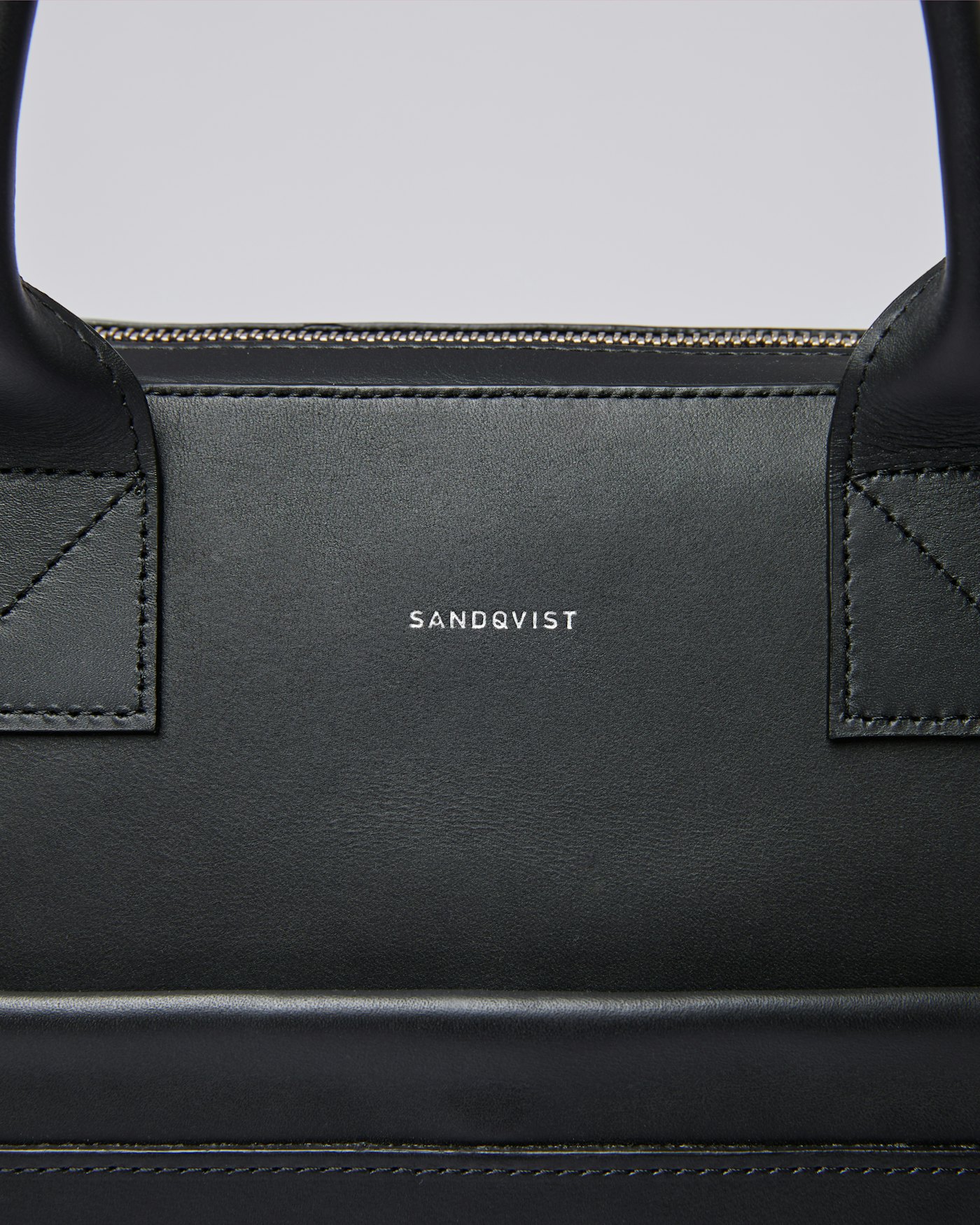 Seth Leather is in color black (3 of 7)