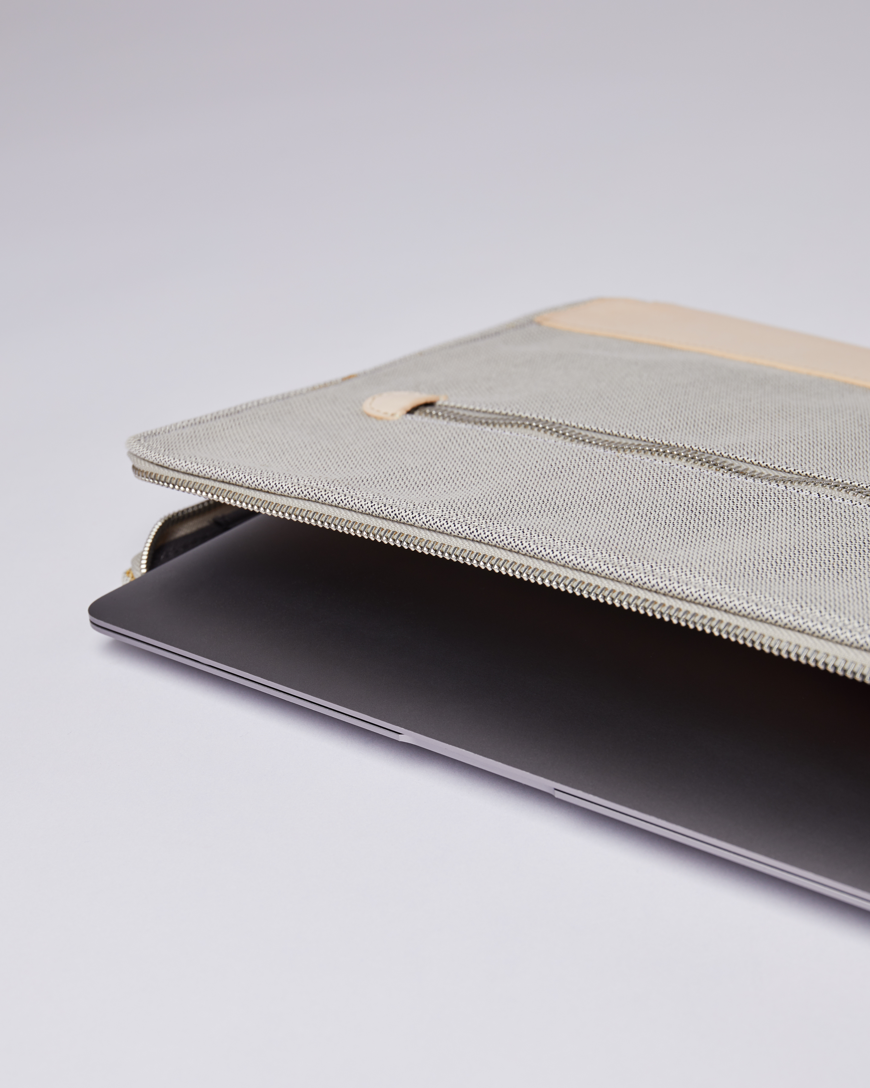 Sandqvist hotsell laptop case