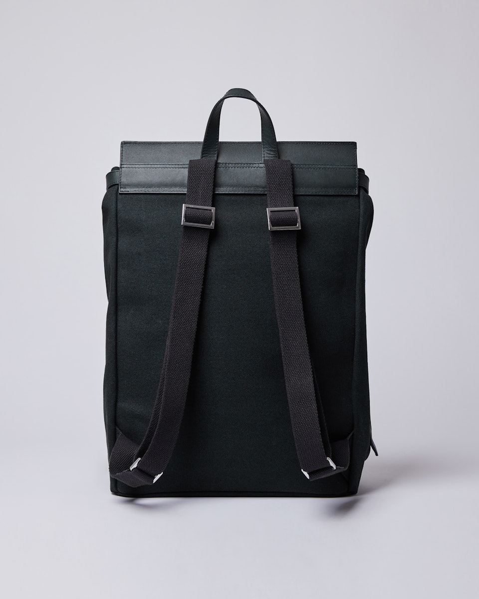 Hege Metal Hook belongs to the category Backpacks and is in color black (3 of 6)