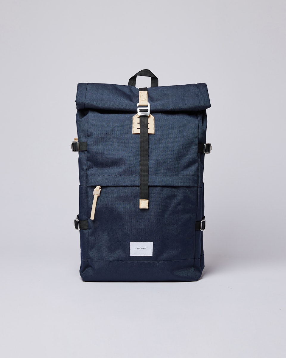 Bernt belongs to the category Backpacks and is in color navy (1 of 8)