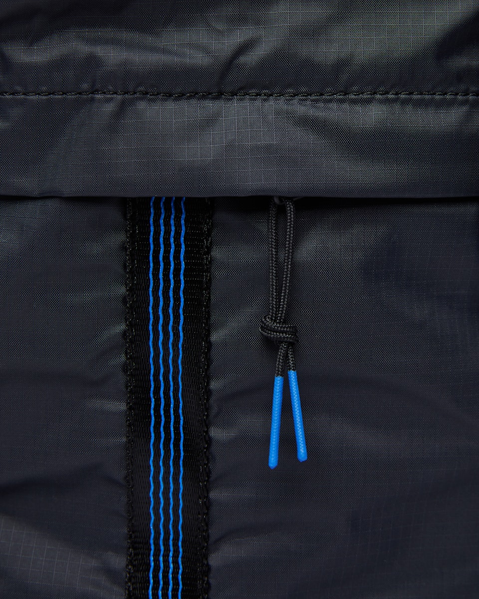 Bernt Lightweight belongs to the category Backpacks and is in color black (5 of 7)