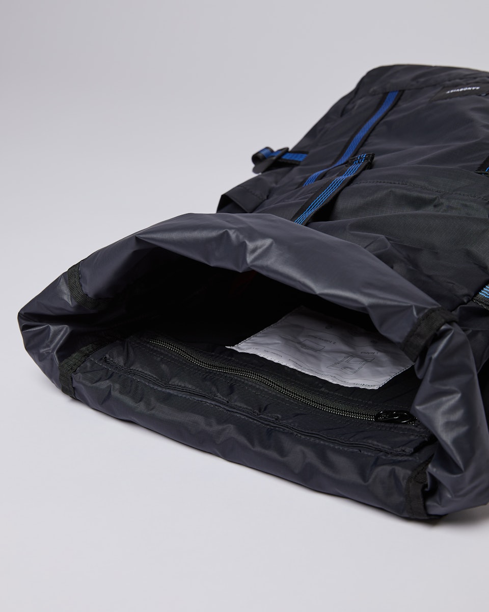 Bernt Lightweight tillhör kategorin Ryggsäckar och är i färgen svart (6 av 7)