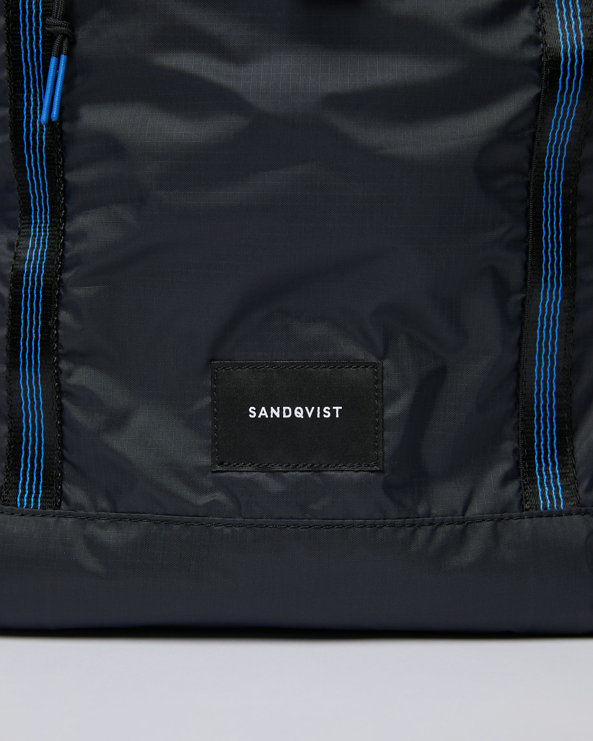 Bernt Lightweight belongs to the category Backpacks and is in color black (2 of 7)