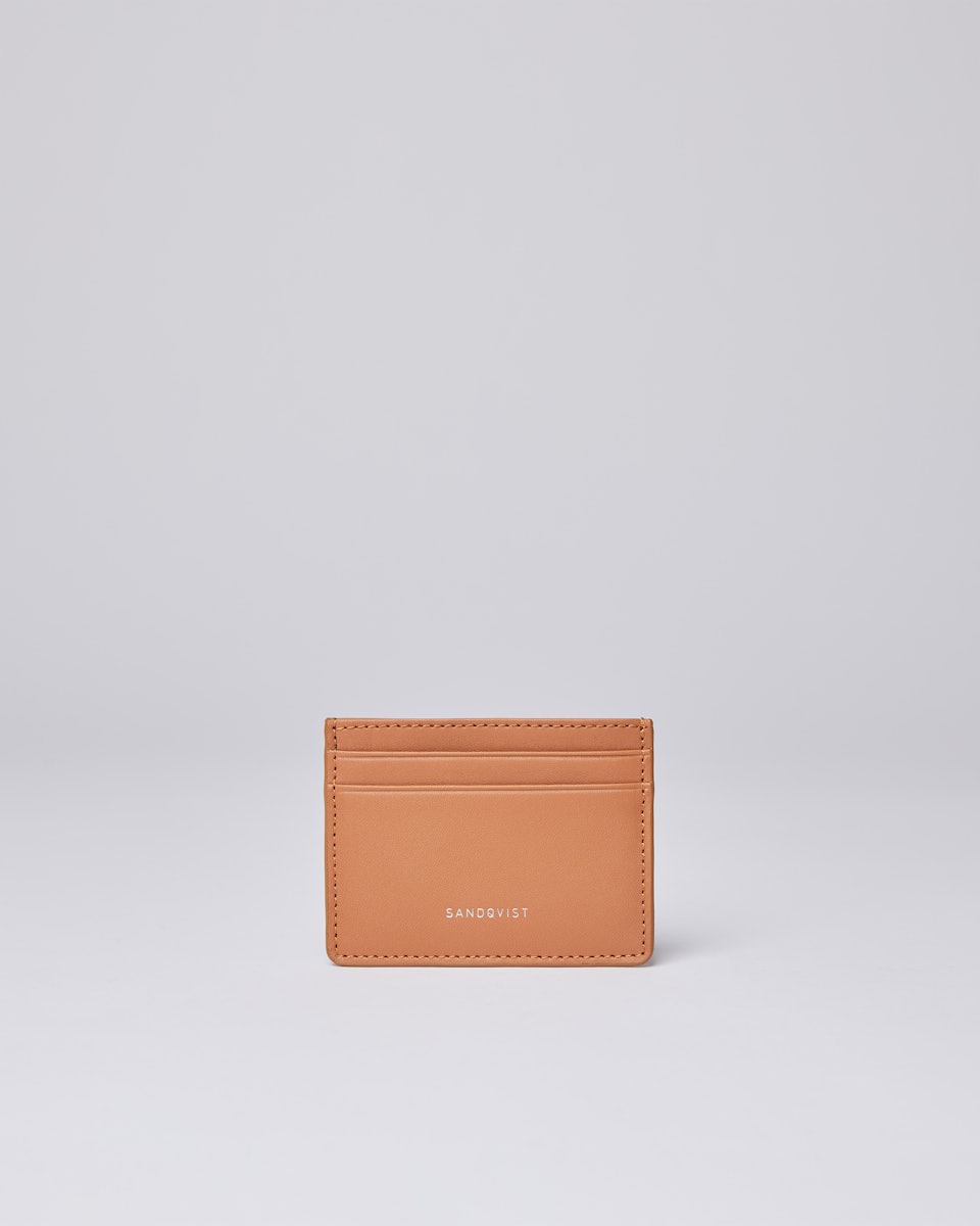 Fred belongs to the category Wallets and is in color toffee (1 of 3)