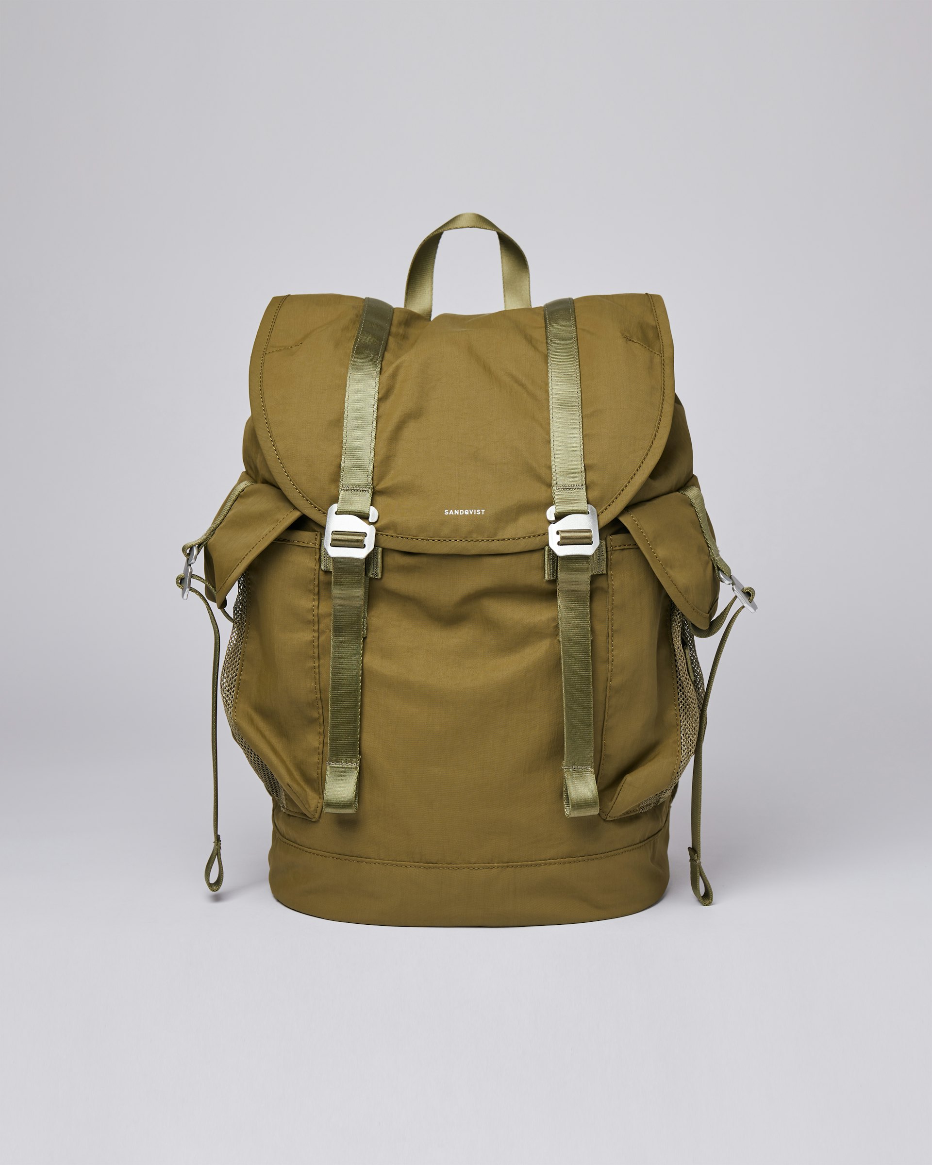 Charlie Vegan belongs to the category Backpacks and is in color military olive (1 of 7)