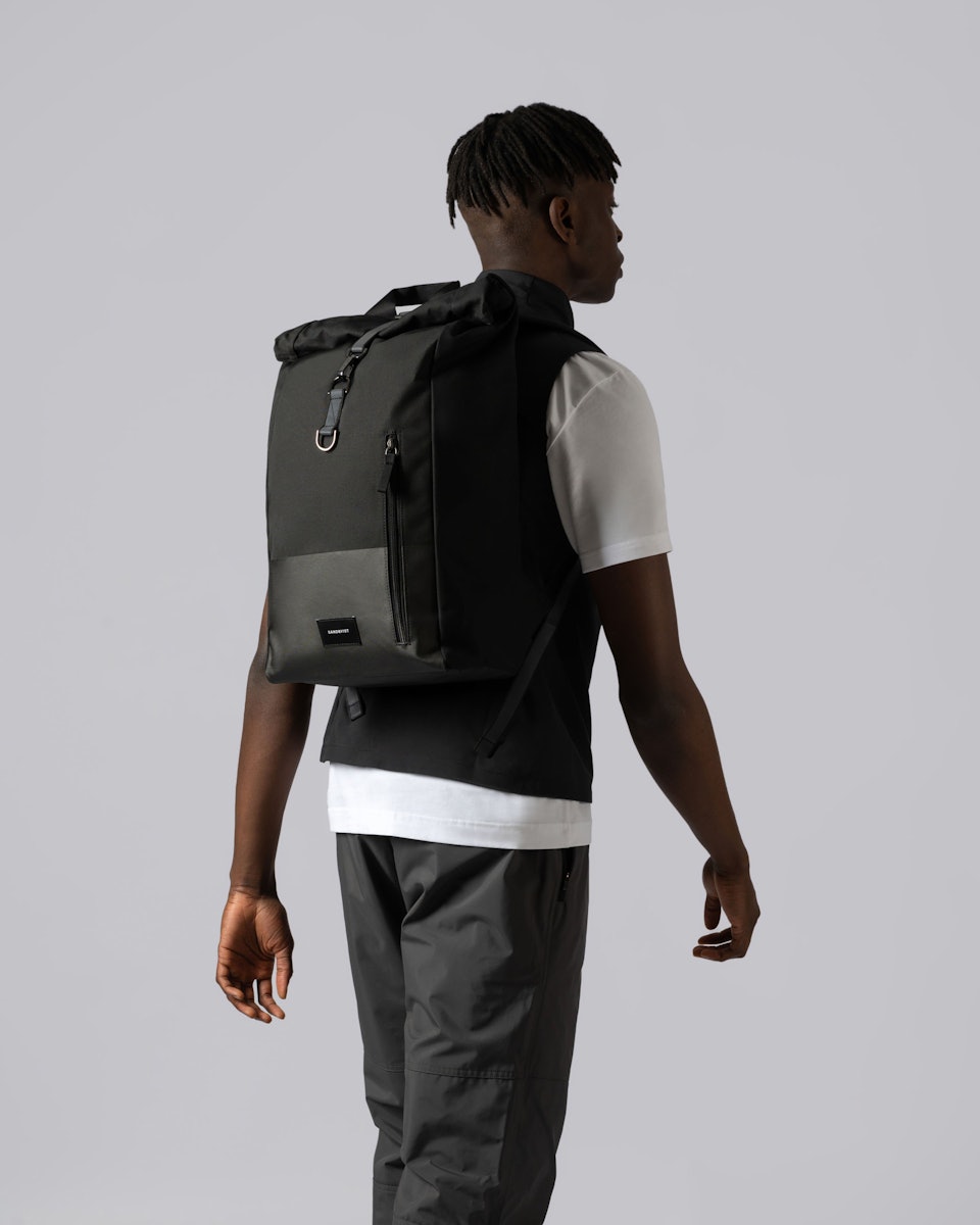 Dante Vegan coating belongs to the category Backpacks and is in color black with coating (8 of 8)