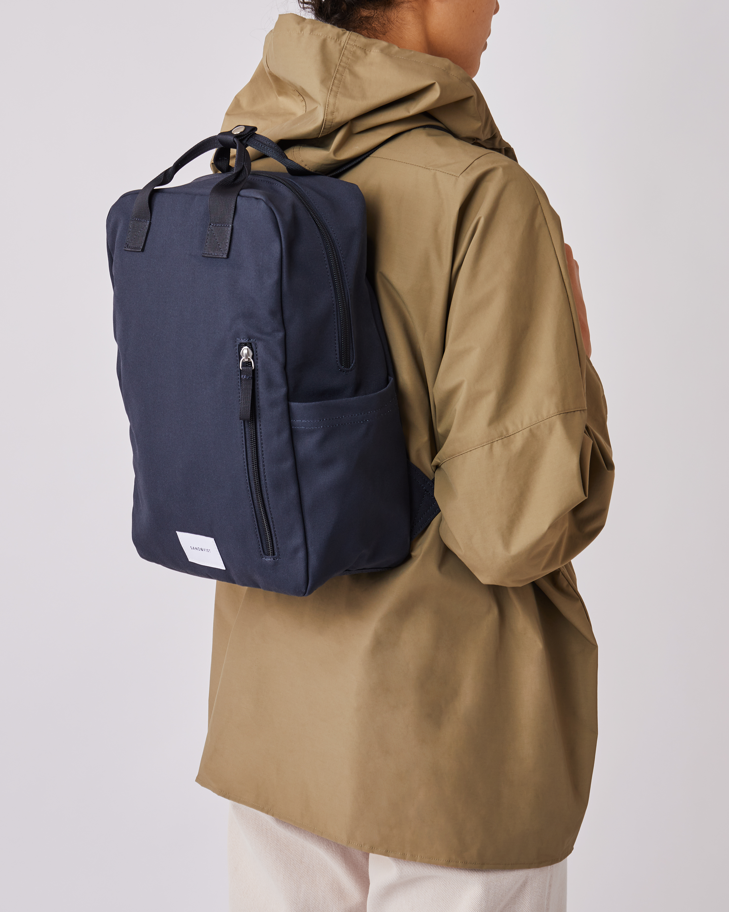 Knut est en couleur navy blue with navy webbing (5 de 6)