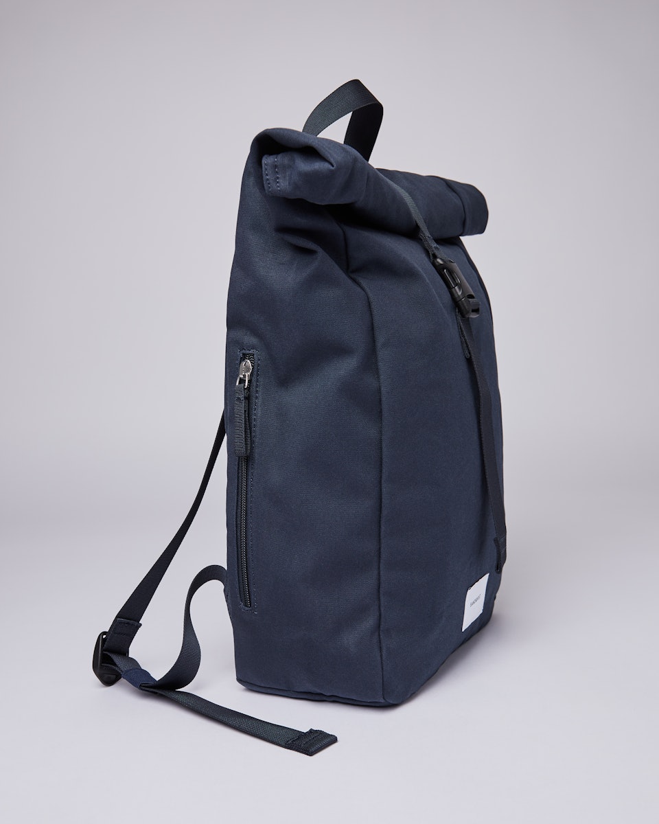 Kaj belongs to the category Backpacks and is in color navy (4 of 7)