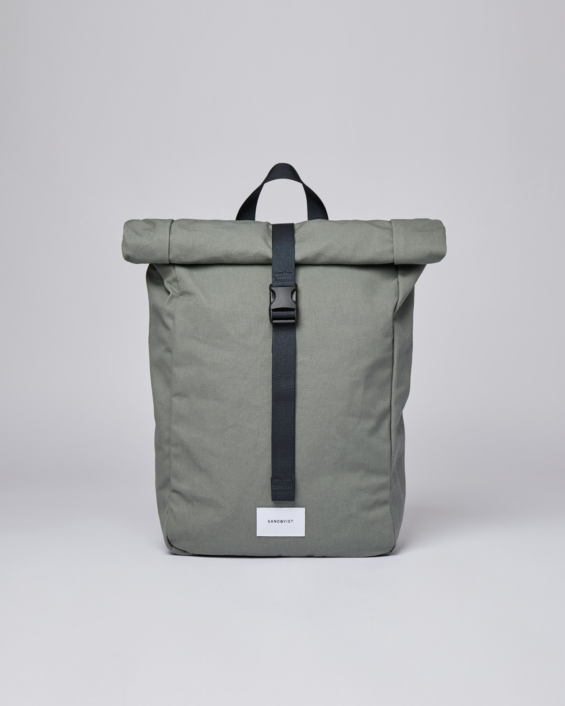 Kaj gehört zur kategorie Backpacks und ist farbig dusty green