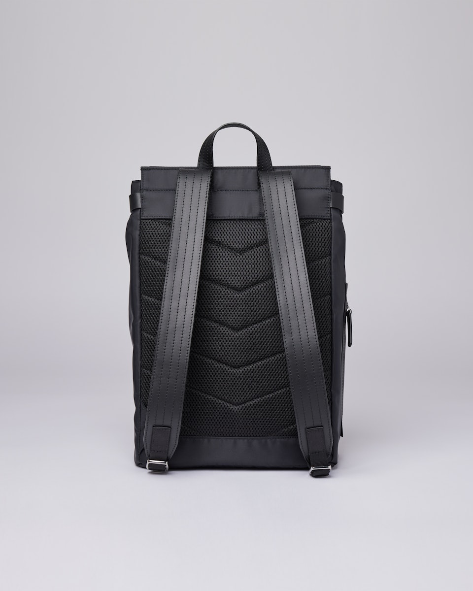 Alva Nylon belongs to the category Backpacks and is in color black (3 of 7)