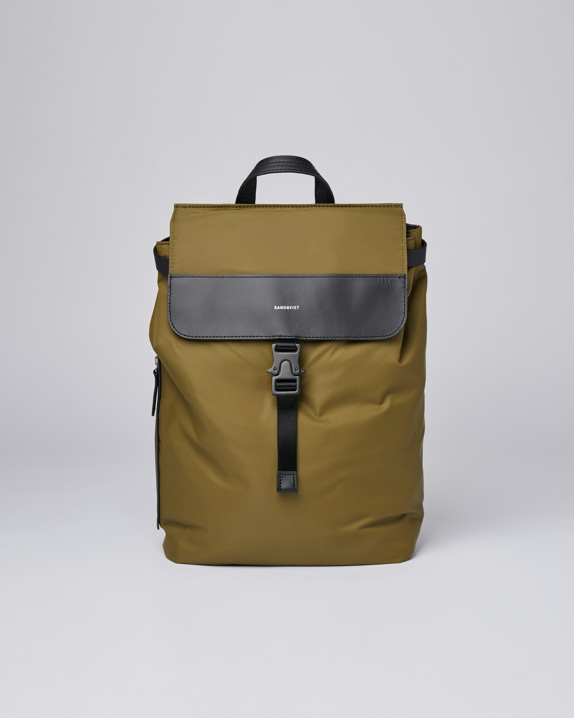 Alva Nylon belongs to the category Backpacks and is in color black & military olive (1 of 6)