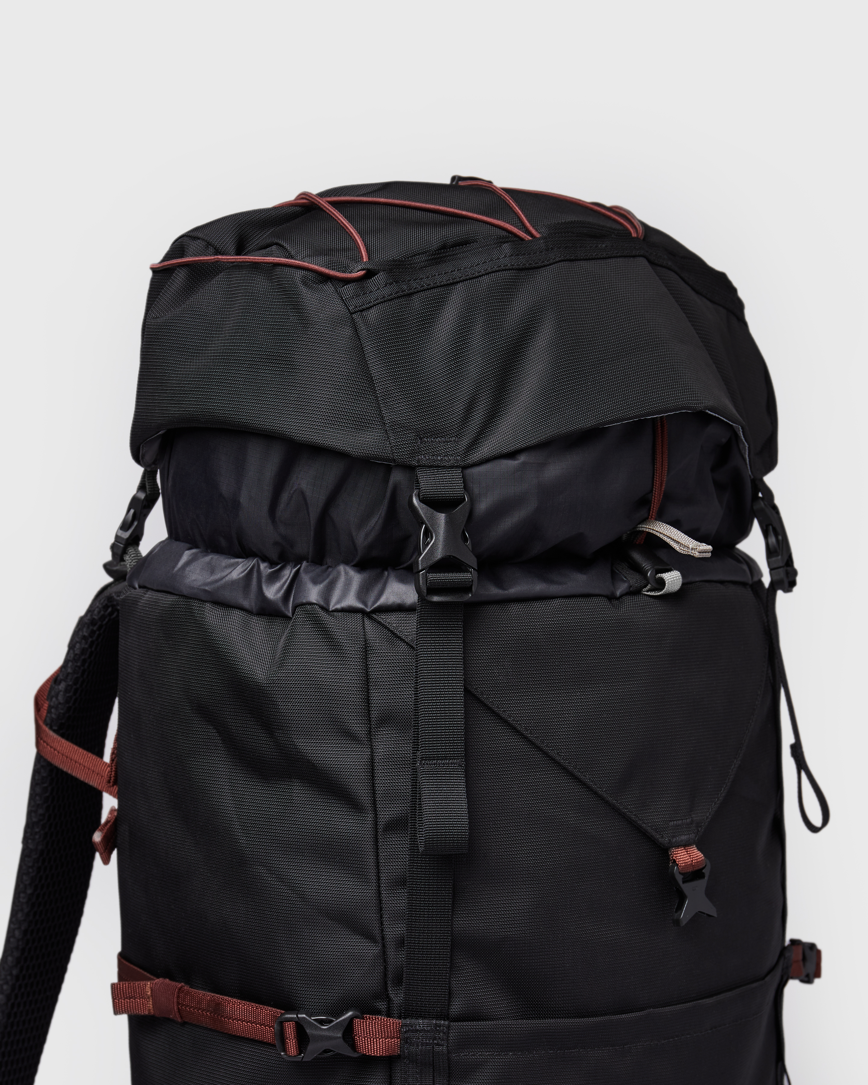 バックパック・リュック SANDQVIST Women Backpacks RIDGE HIKE SQA2081 BLACK Black Ridge Hike - Backpack - Black | Sandqvist