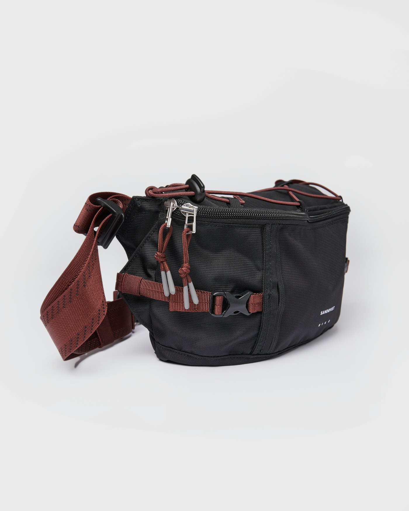 Allterrain Hike är i färgen svart (3 av 10)