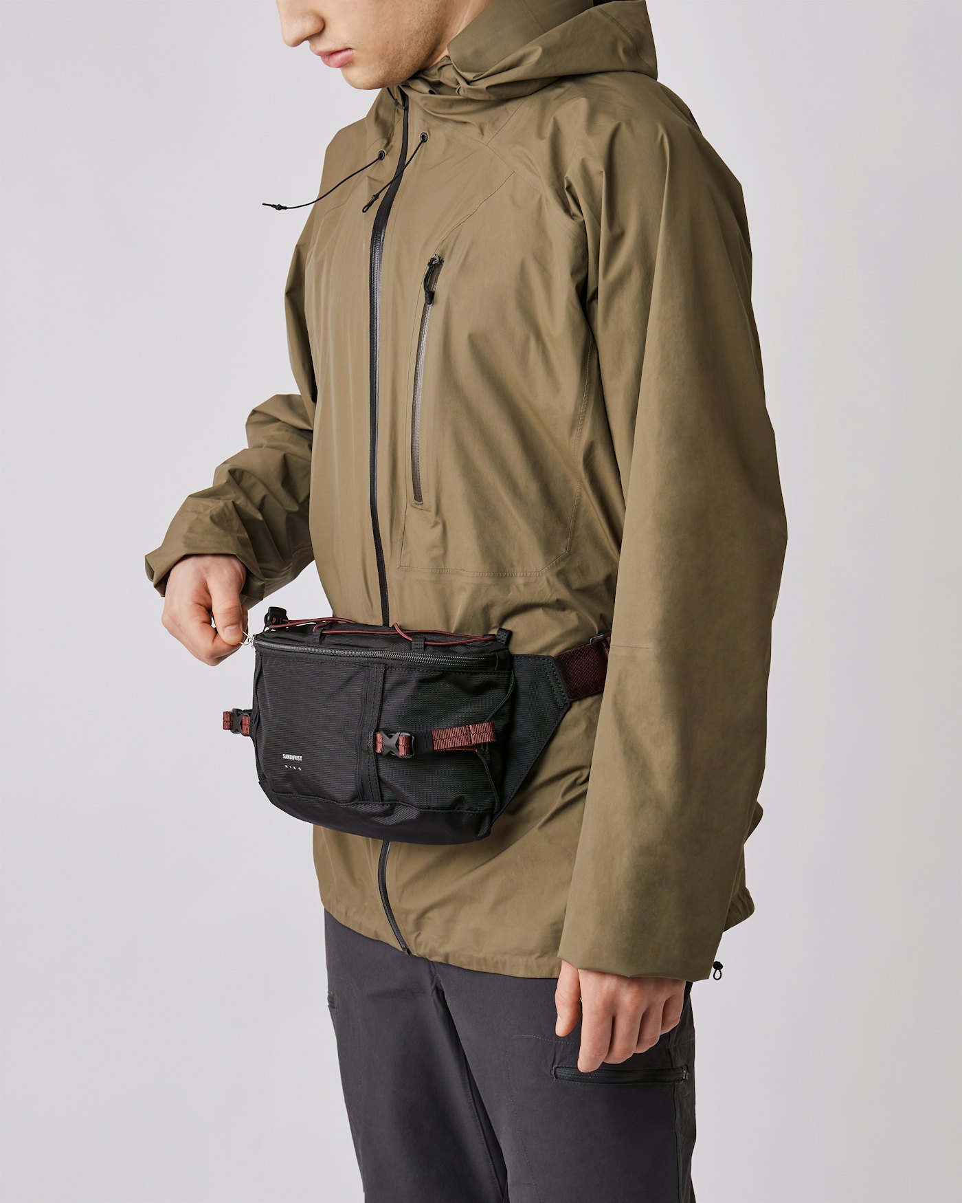 Allterrain Hike är i färgen svart (7 av 10)