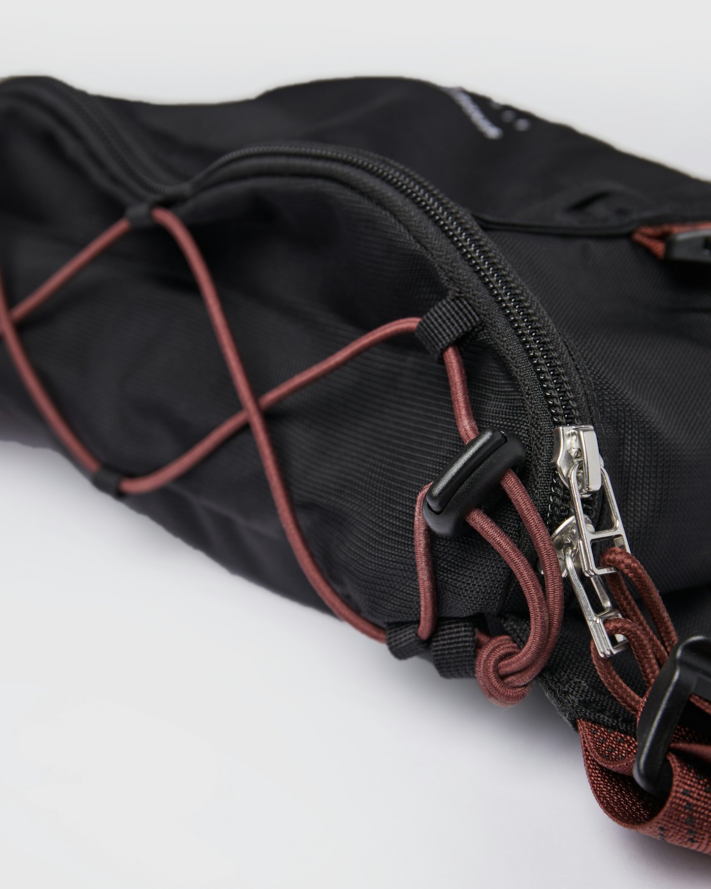 Allterrain Hike är i färgen svart (4 av 10)