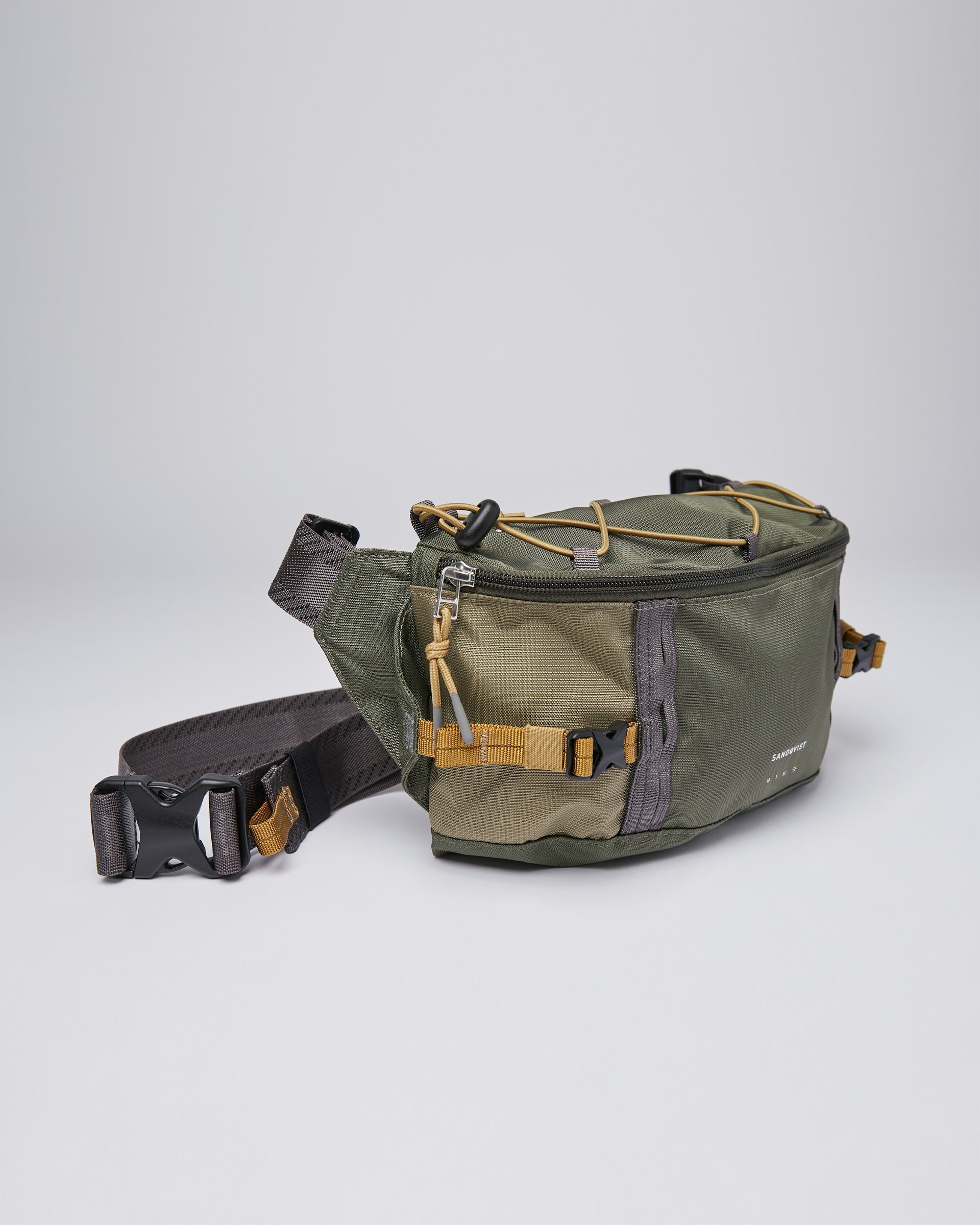 Allterrain Hike belongs to the category Bum bags and is in color green & green (4 of 7)