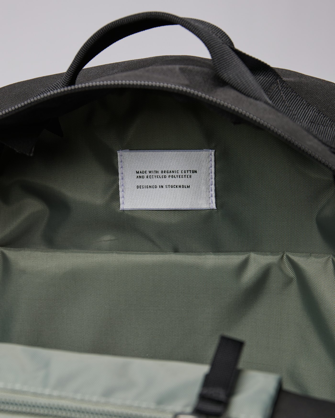 August is in color black with black webbing (4 of 5)