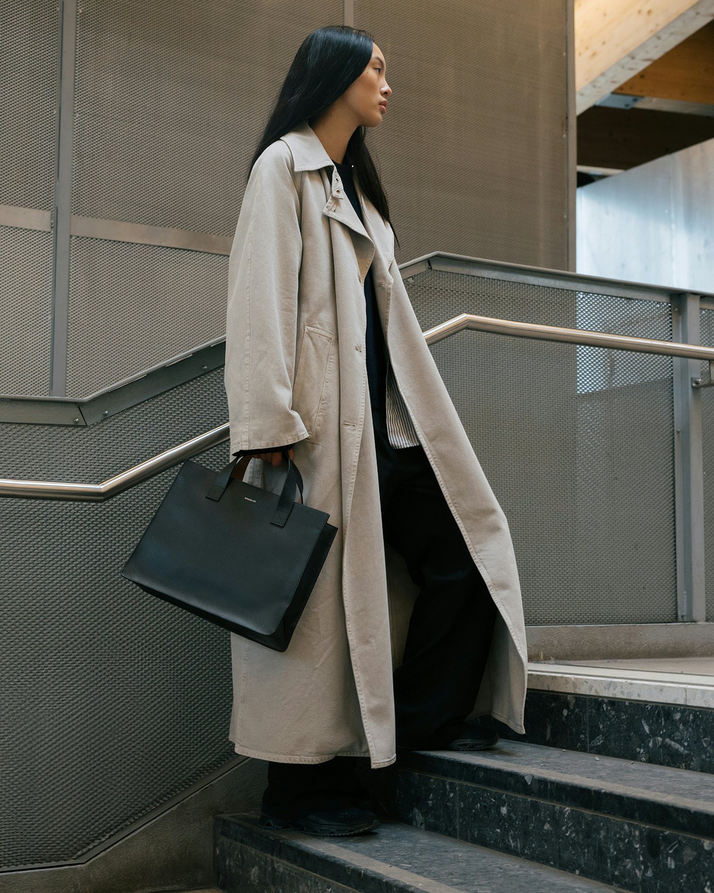 Edie är i färgen svart (8 av 9)