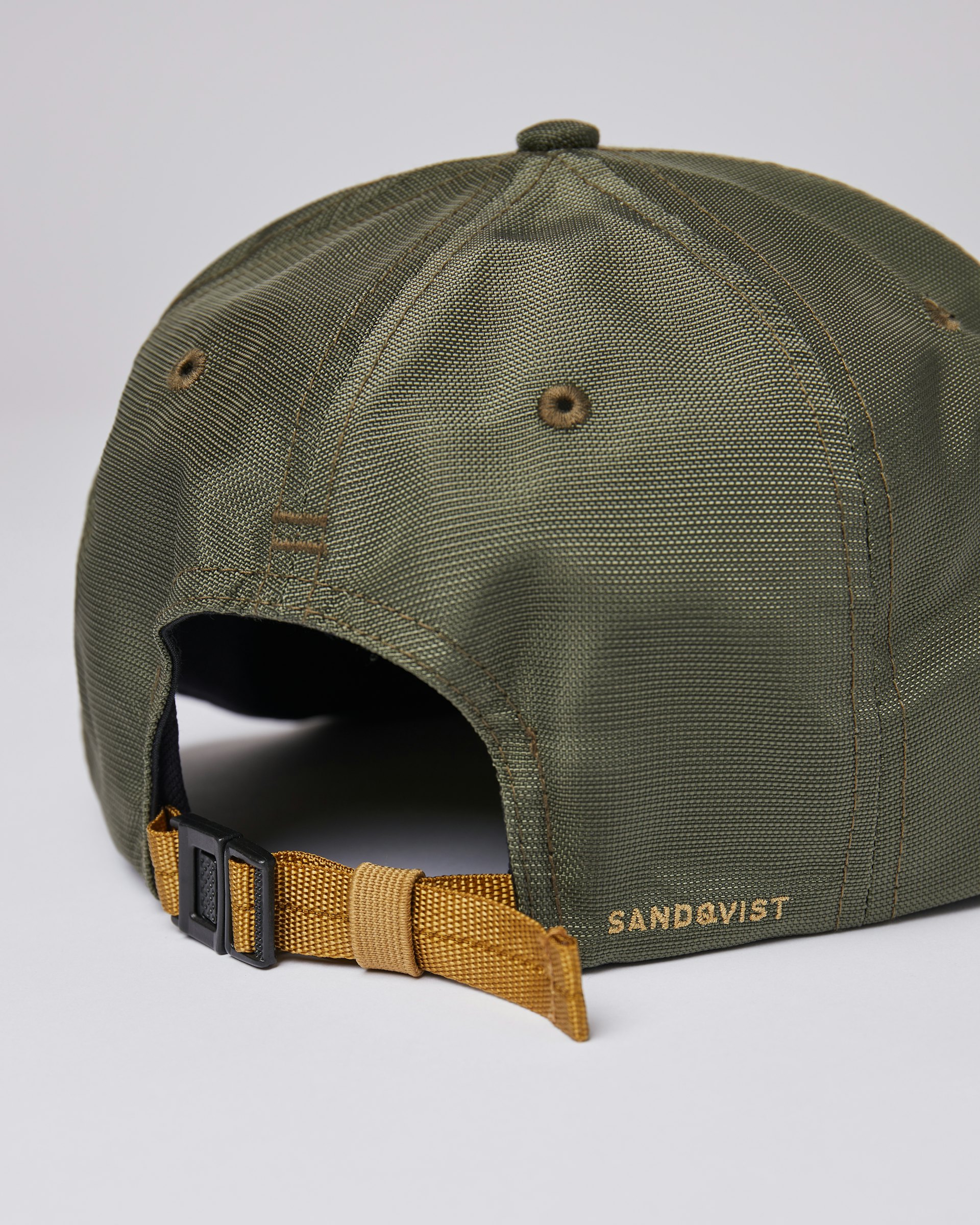 Hike Cap belongs to the category Items and is in color green (3 of 4)