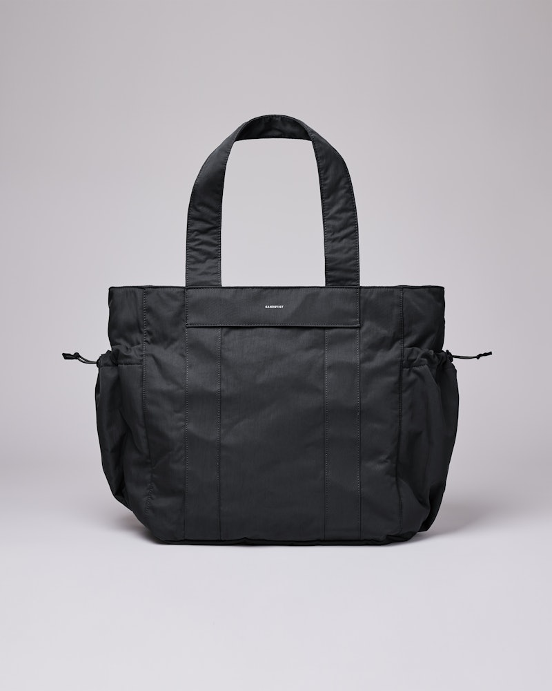 Sigrid belongs to the category Shoulder bags and is in color black