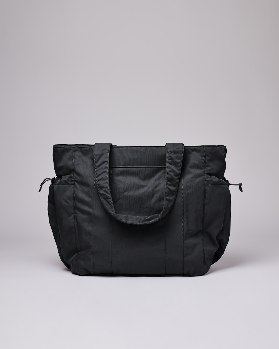 Sigrid belongs to the category Shoulder bags and is in color black (3 of 8)