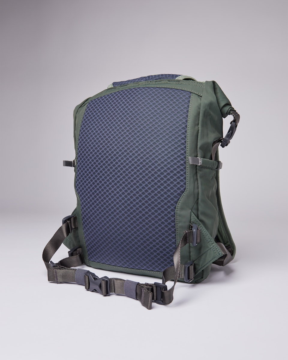Noa belongs to the category Backpacks and is in color lichen green (4 of 8)