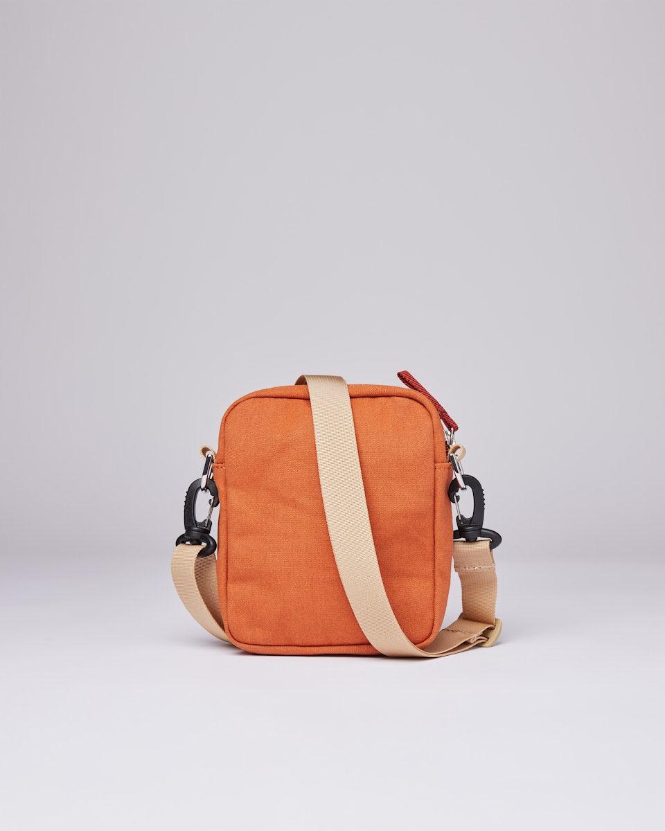 Sixten Vegan belongs to the category Shoulder bags and is in color orange (3 of 5)