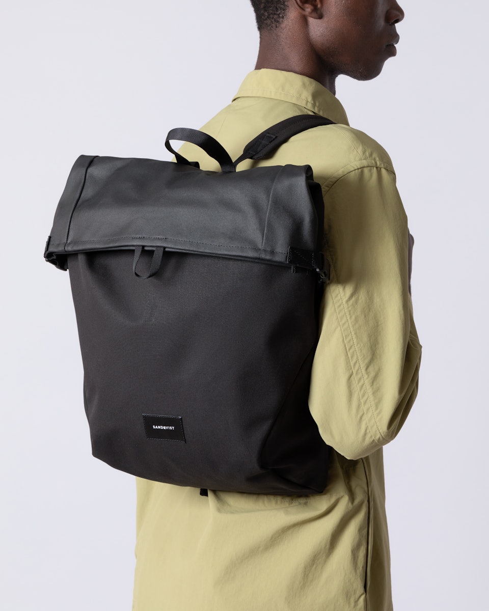 Alfred belongs to the category Backpacks and is in color black (6 of 6)