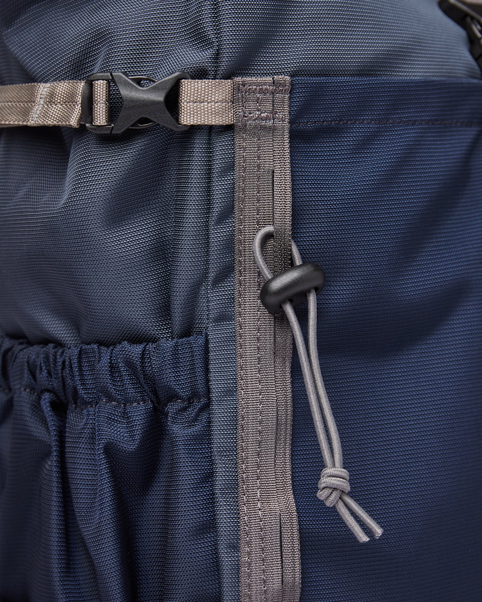 Forest Hike appartient à la catégorie Sacs à dos et est en couleur steel blue & navy (5 de 9)