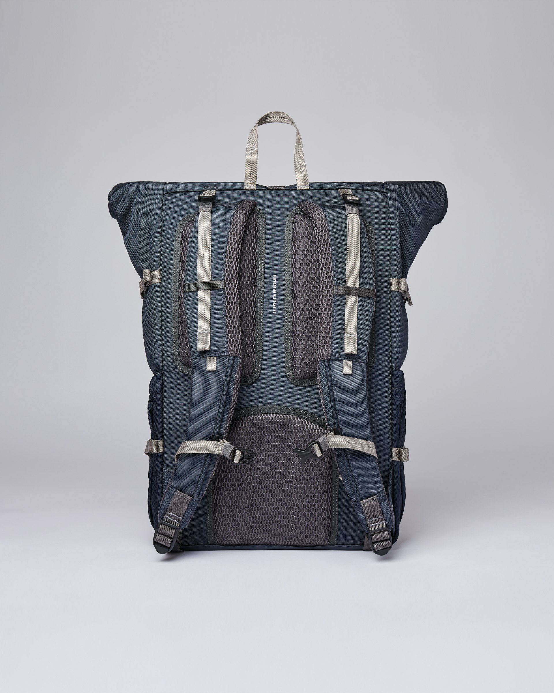 Forest Hike belongs to the category Backpacks and is in color steel blue & navy (3 of 7)