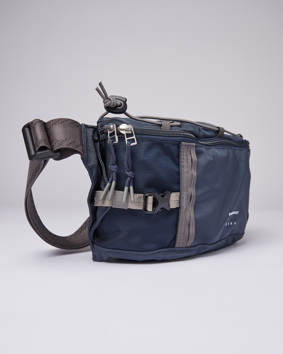Allterrain Hike belongs to the category Bum bags and is in color steel blue & navy (2 of 7)