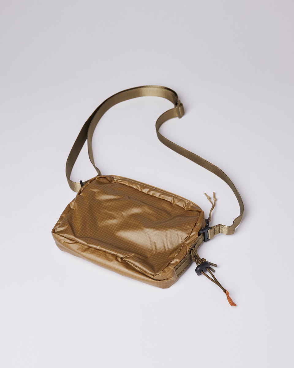 Rune belongs to the category Shoulder bags and is in color bronze (3 of 5)