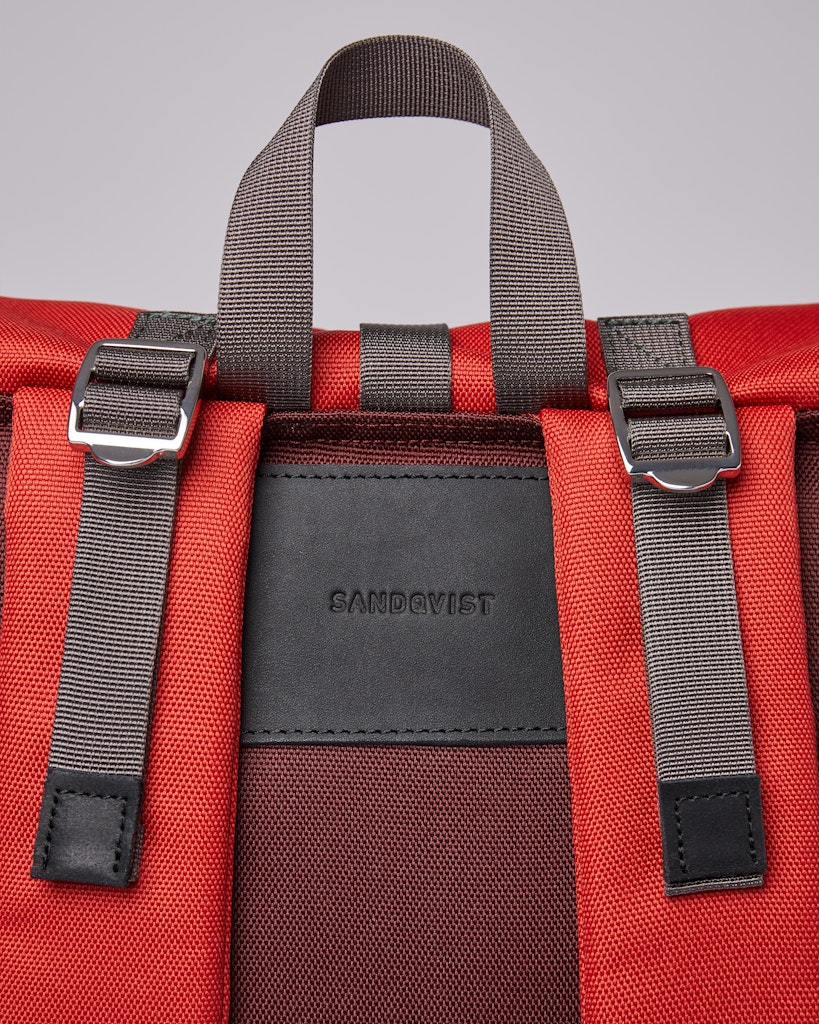Bernt - Backpack - Multi Moss Red | Sandqvist 1
