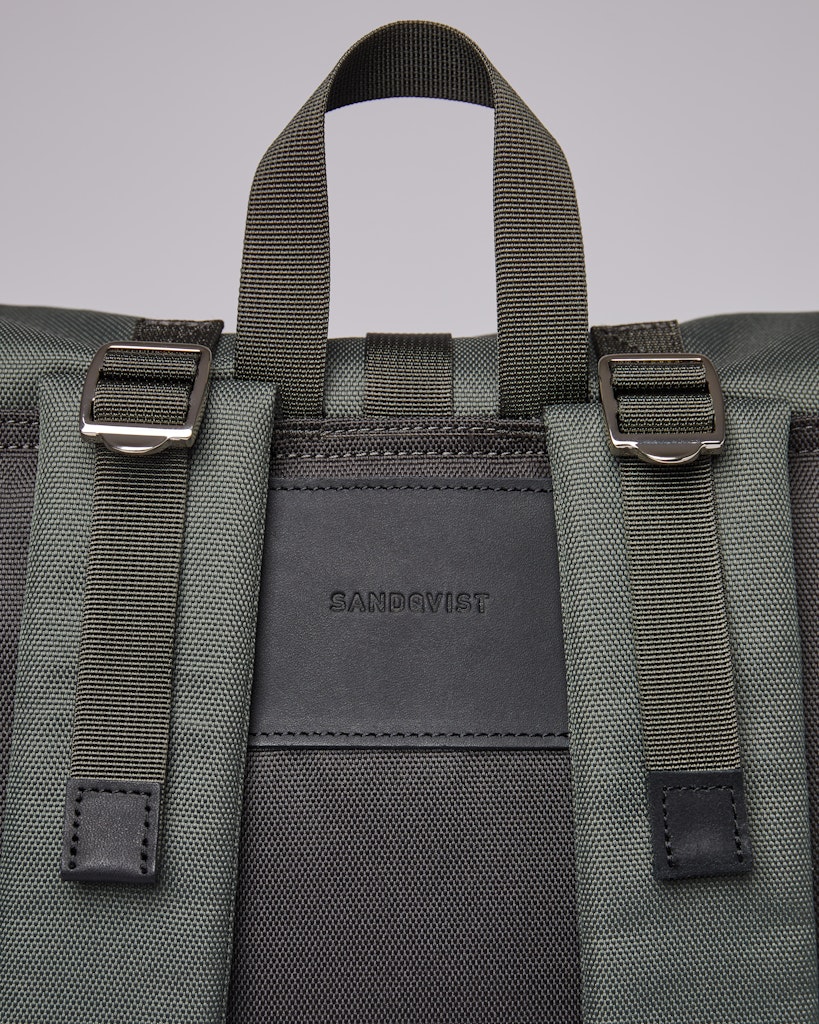 Bernt - Backpack - Multi Green | Sandqvist 1