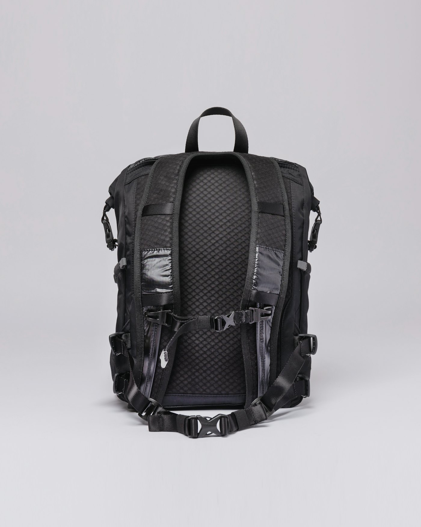 Noa est en couleur noir (3 de 12)