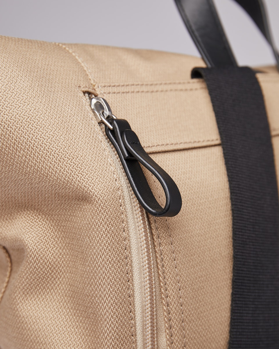 Antonia twill belongs to the category Backpacks and is in color black & beige (5 of 7)
