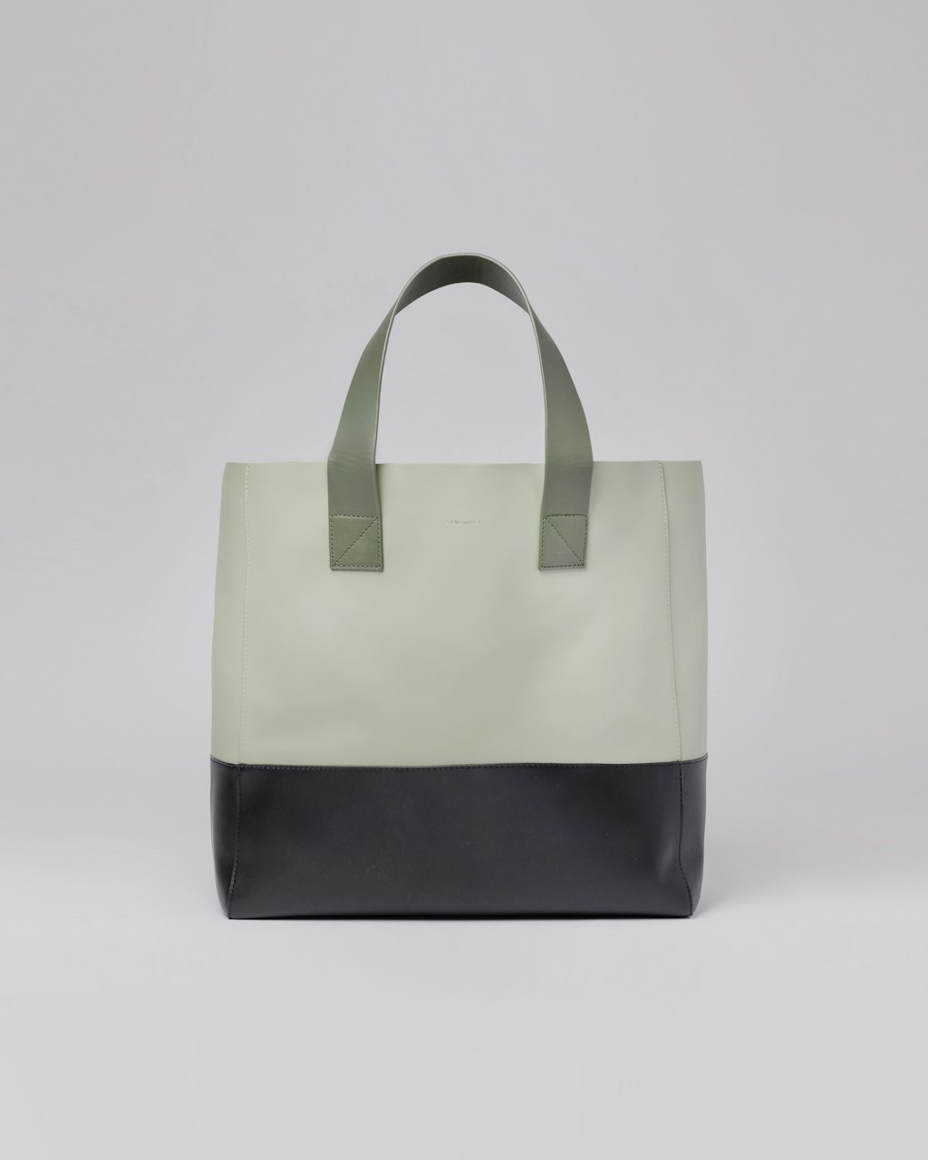 Iris - Tote bag - Multi Treck Green | Sandqvist