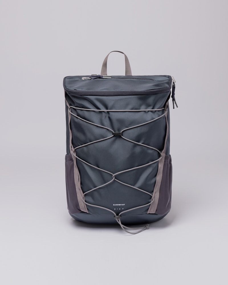 Creek Hike belongs to the category Backpacks and is in color steel blue