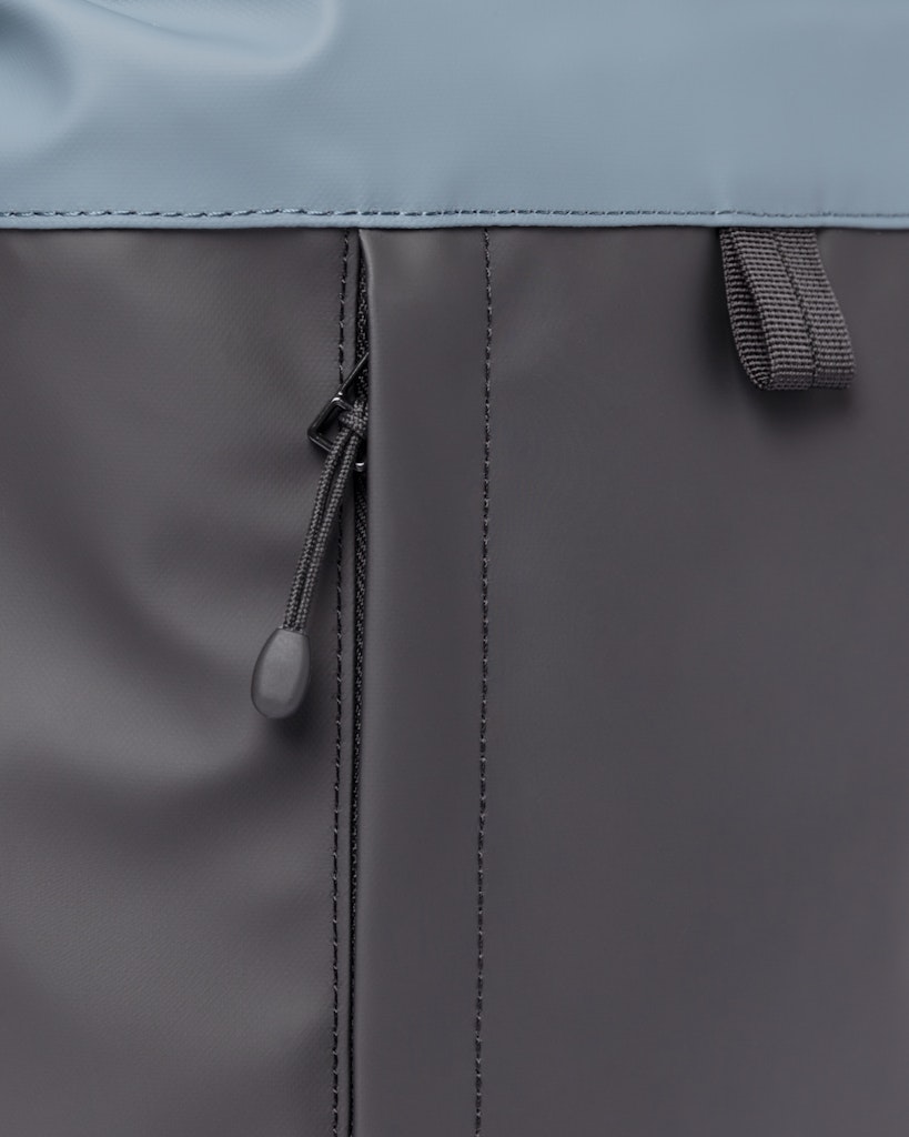 Konrad - Backpack - Multi Black Steel Blue | Sandqvist 1