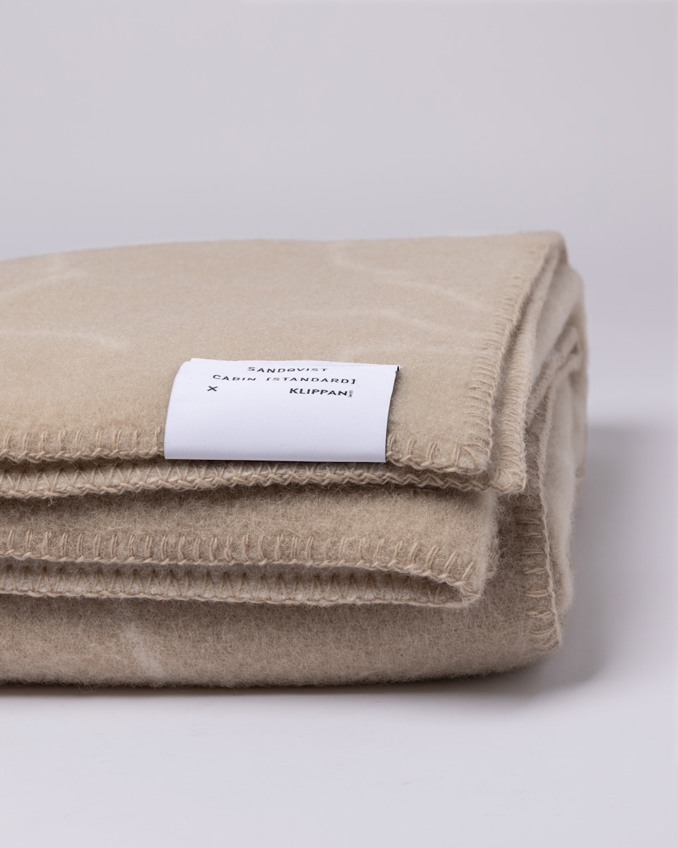 Klippan blanket belongs to the category Collaborations and is in color beige & white (3 of 4)