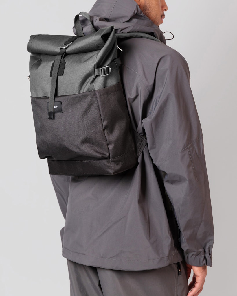 Ilon - Backpack - Multi dark | Sandqvist
