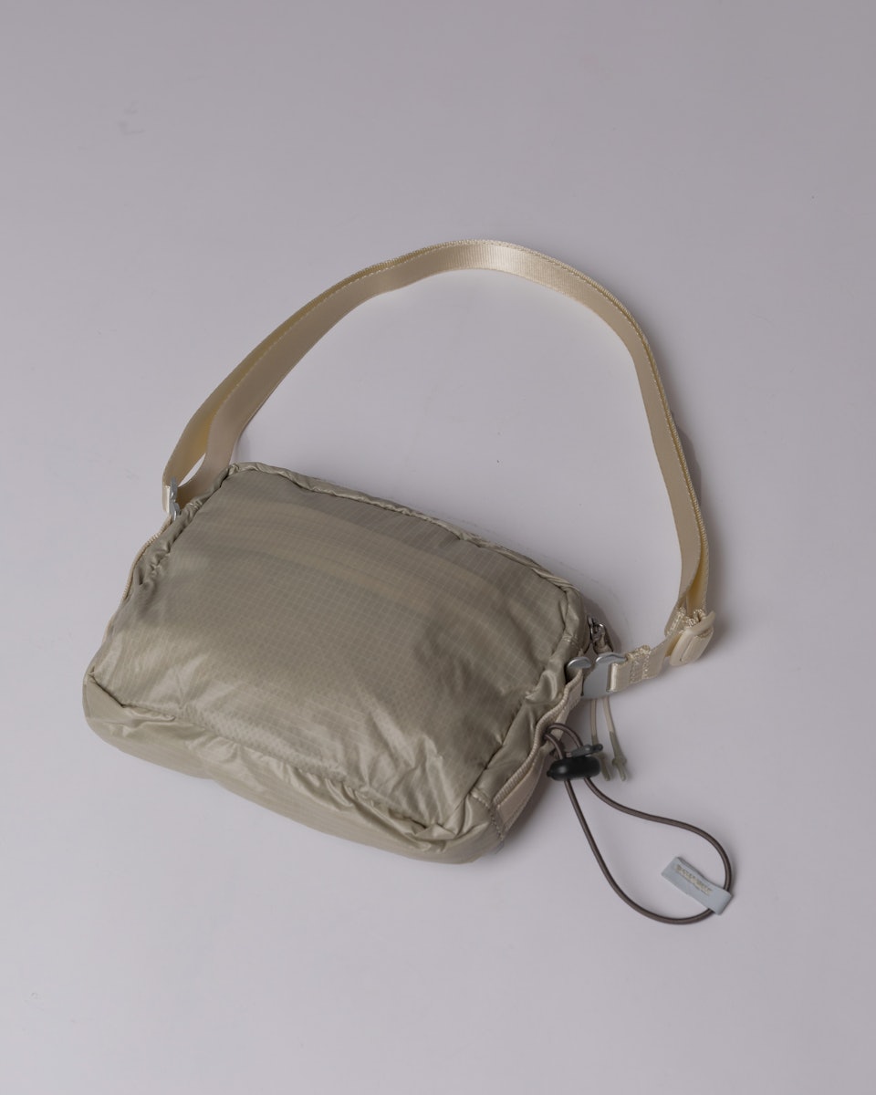 Rune belongs to the category Shoulder bags and is in color pale birch (3 of 5)