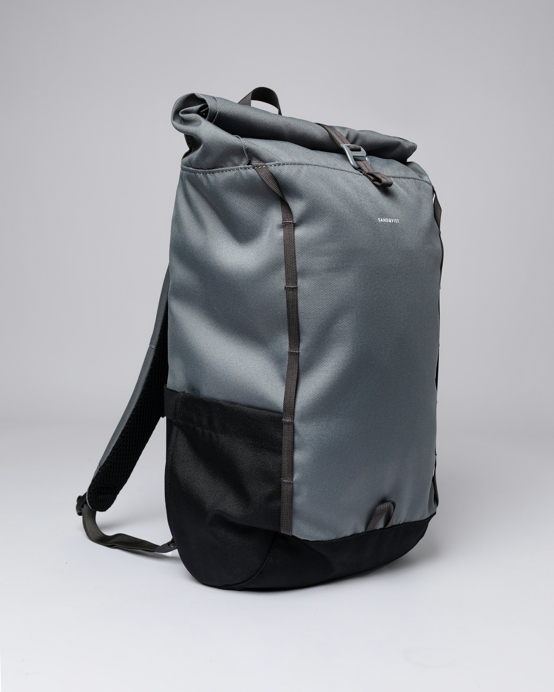 Arvid belongs to the category Backpacks and is in color night grey & black (4 of 5)