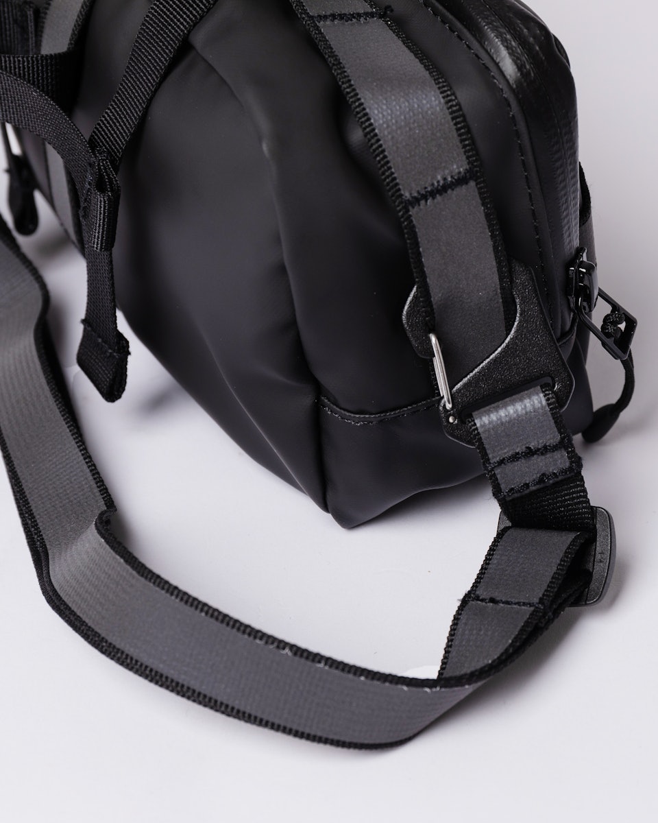 Uno belongs to the category Backpacks and is in color black (5 of 9)