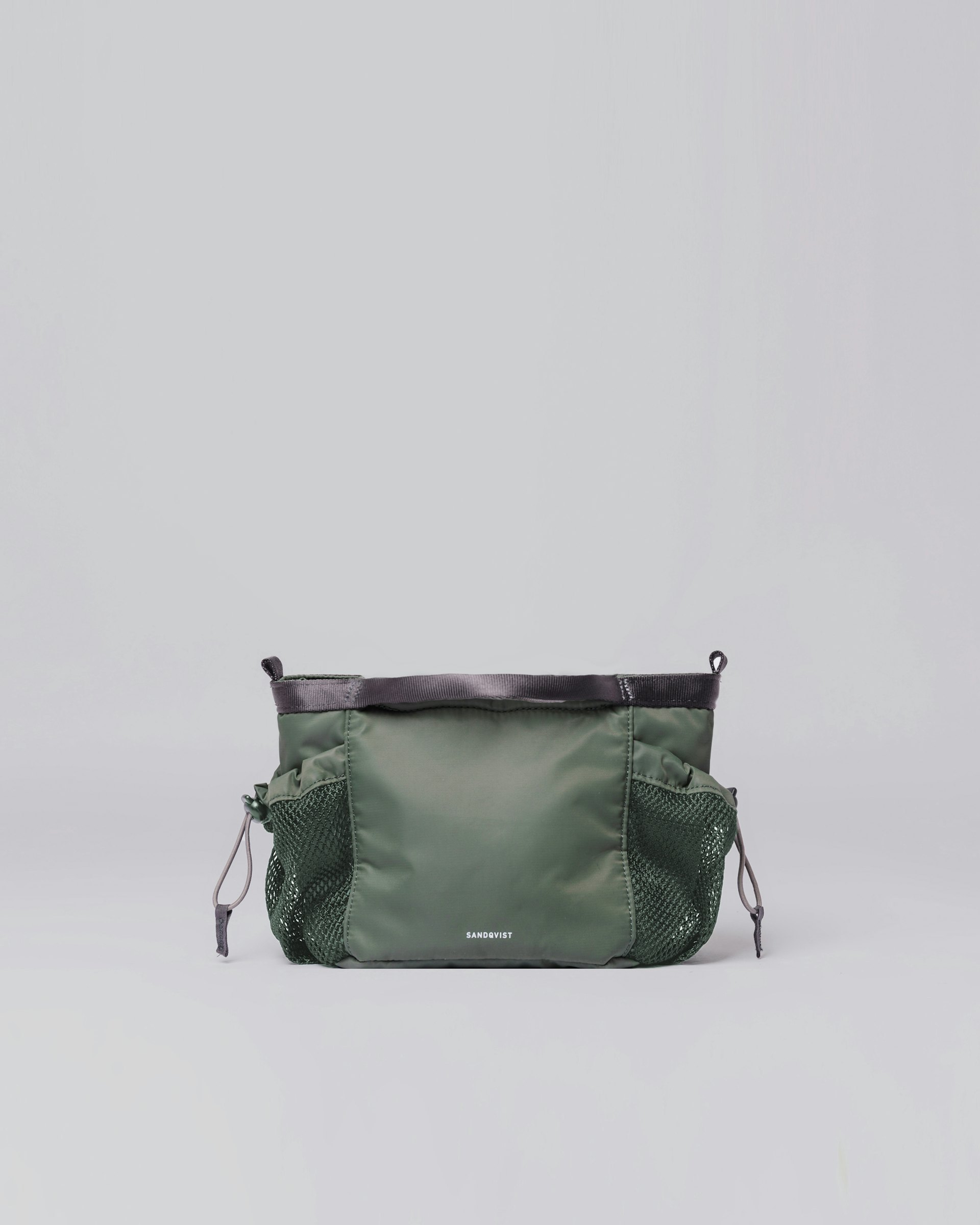 Stevie belongs to the category Shoulder bags and is in color lichen green