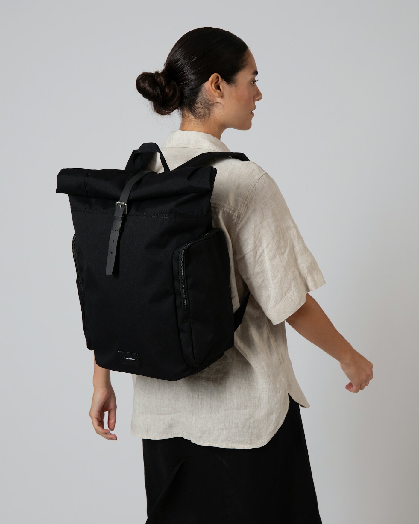 Axel är i färgen svart (6 av 7)