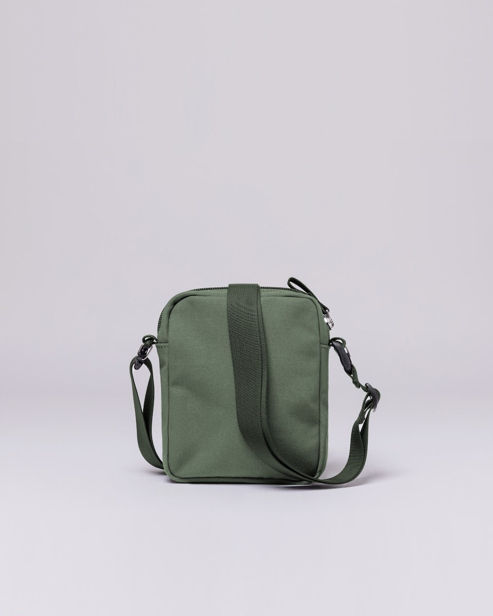 Sixten vegan belongs to the category Shoulder bags and is in color clover green (3 of 4)