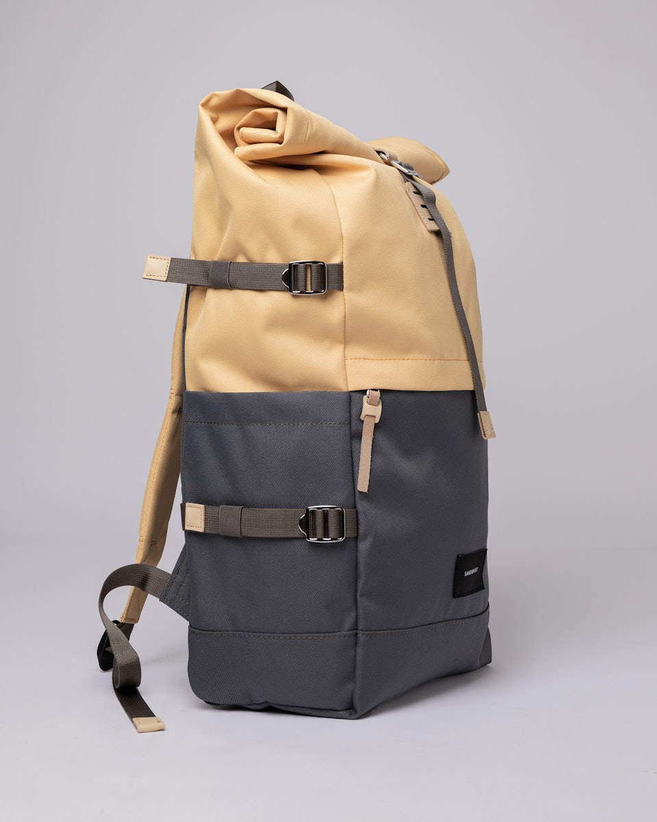 Bernt belongs to the category Backpacks and is in color multi wheat (4 of 9)