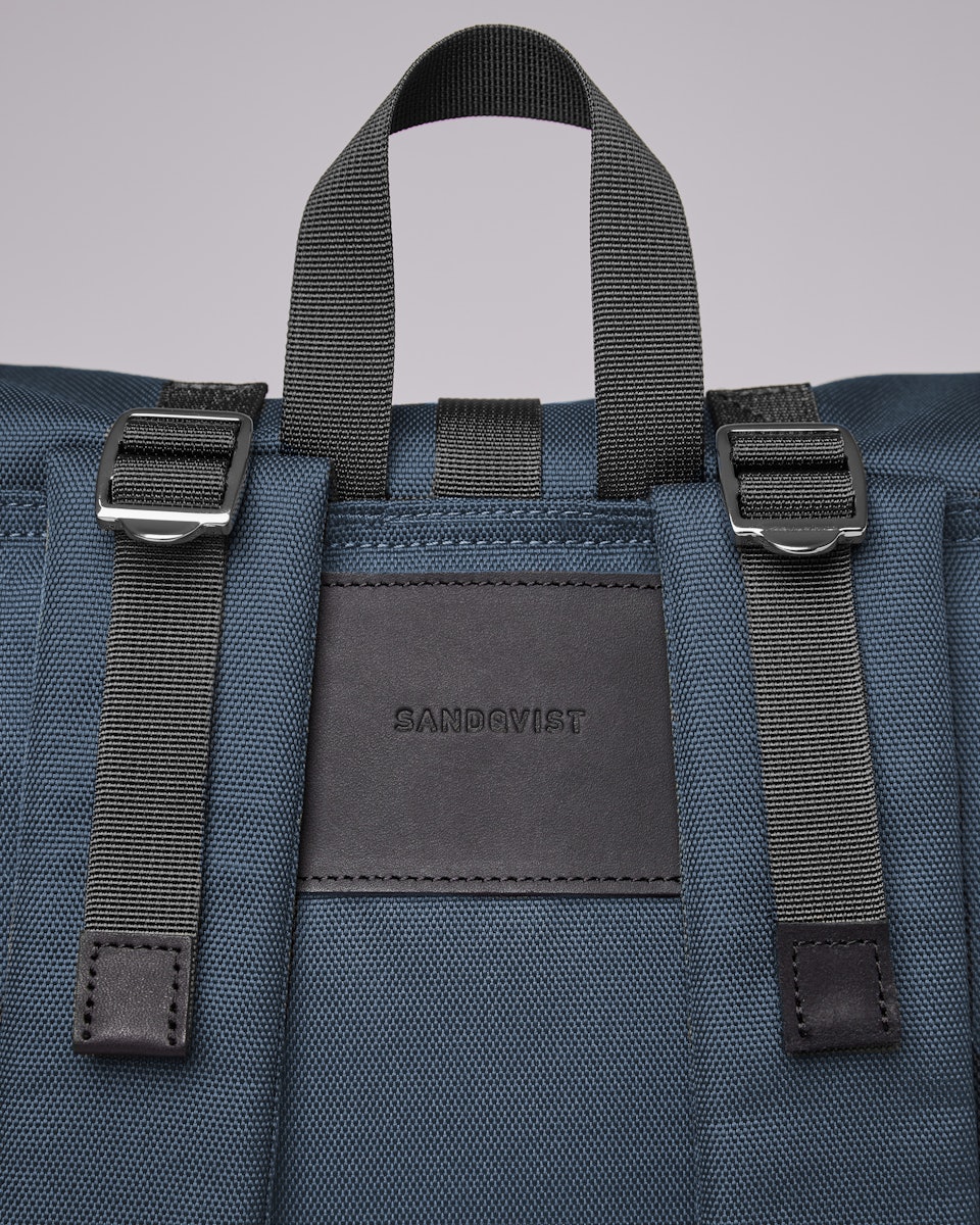 Bernt belongs to the category Backpacks and is in color steel blue (2 of 11)