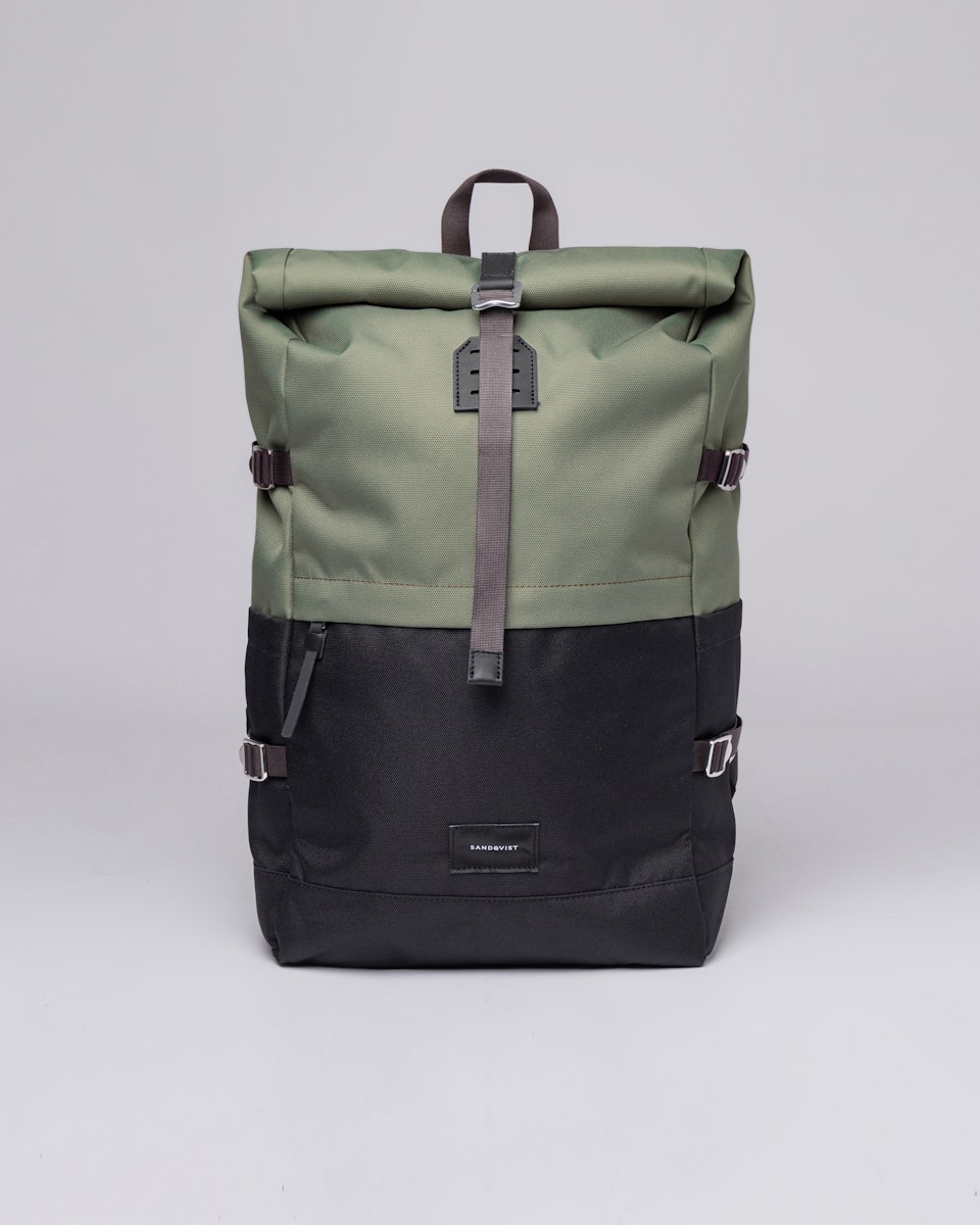 Bernt belongs to the category Backpacks and is in color multi clover green (1 of 7)
